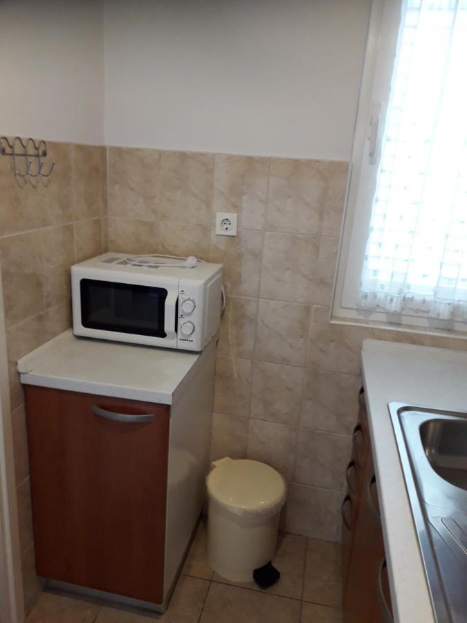 Apartments J&R Babara Biograd Na Moru Buitenkant foto