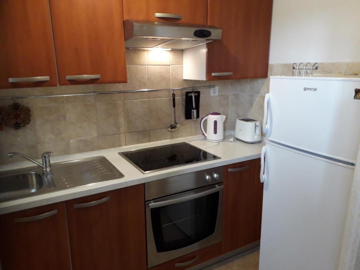 Apartments J&R Babara Biograd Na Moru Buitenkant foto