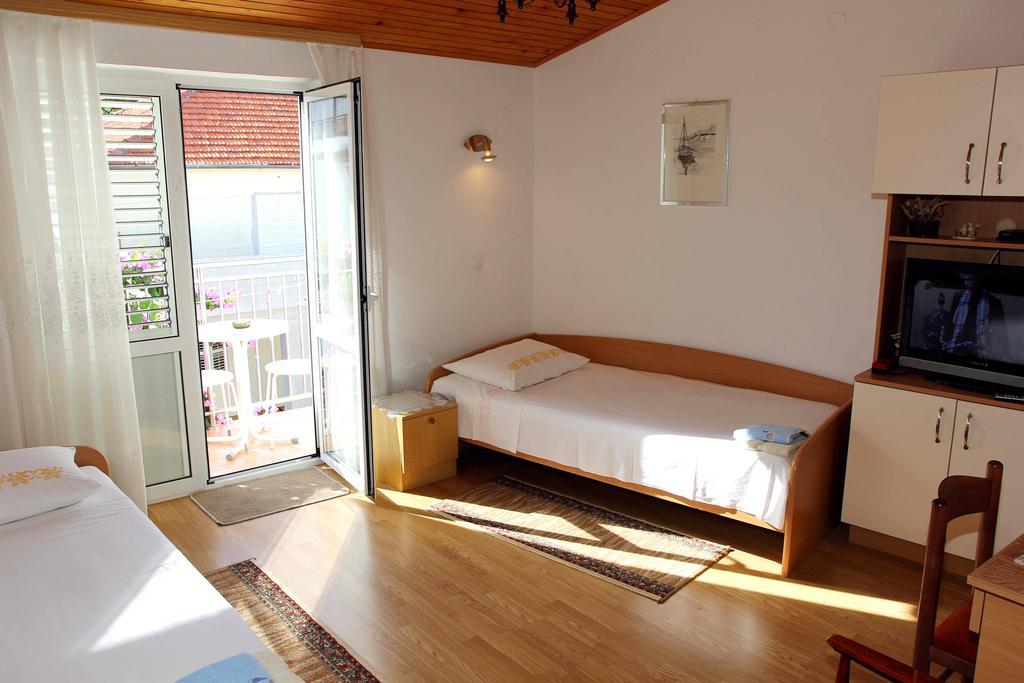 Apartments J&R Babara Biograd Na Moru Kamer foto